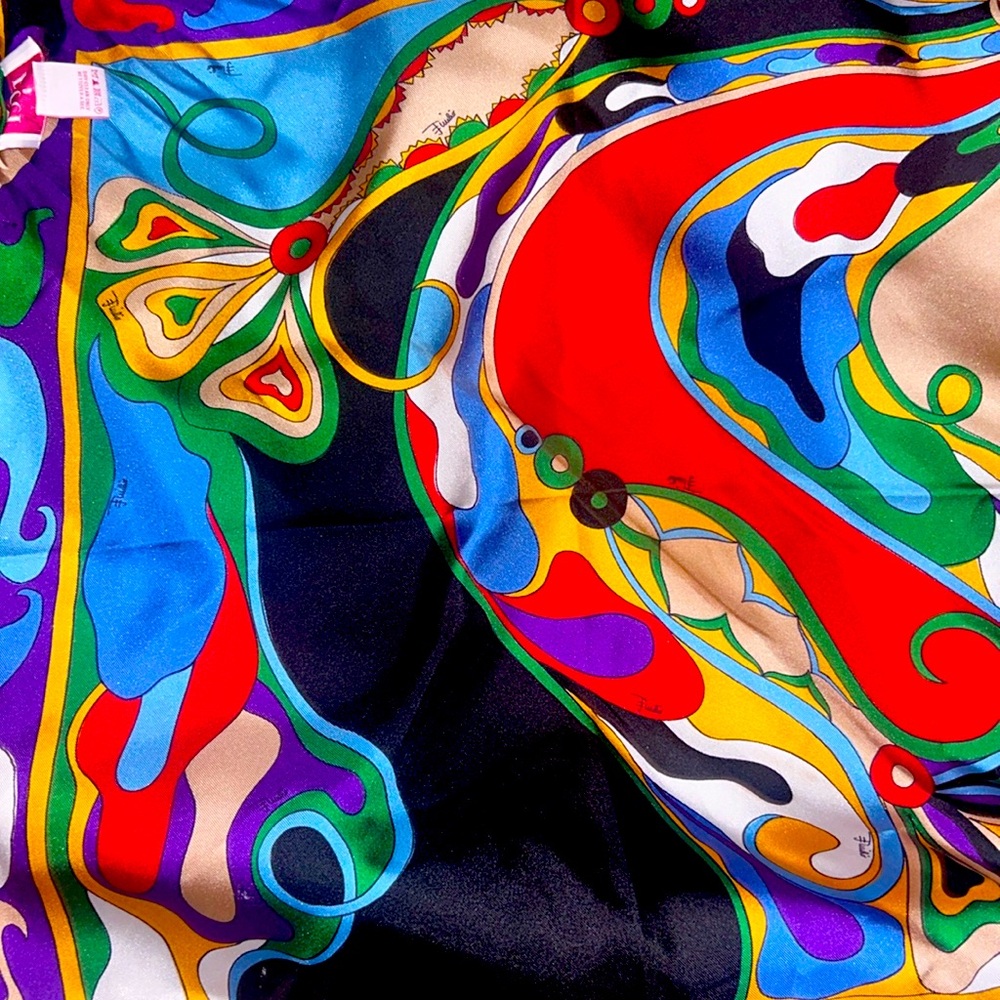 Pucci silk twill scarf New Collection!